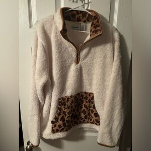 NWT XXL Leopard Accented 1/4 Zip